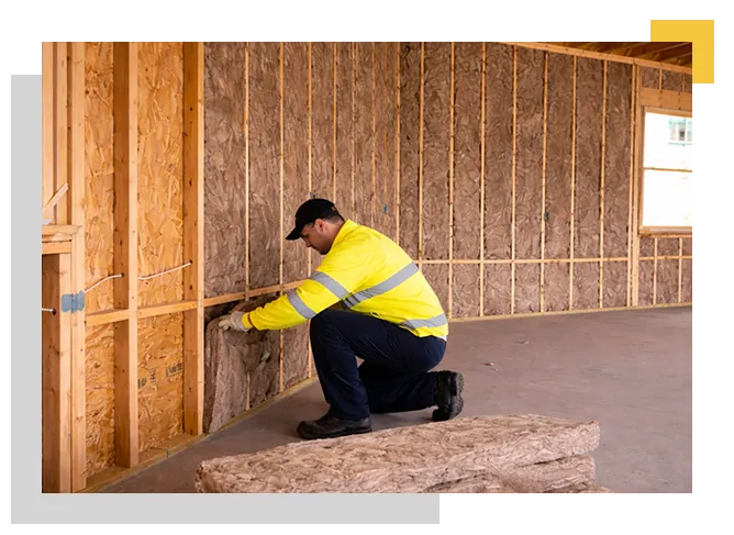 Installazione di materiale isolante termoacustico in intercapedine per miglioramento prestazioni energetiche e acustiche
